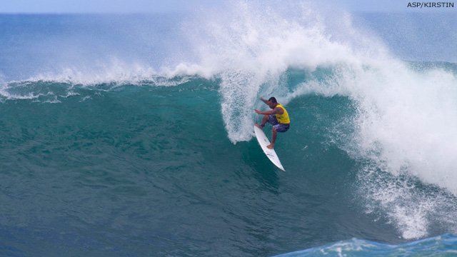 Sunny Garcia at the 2011 Reef Hawaiian Pro - Reef Hawaiian ... - 640 x 360 jpeg 39kB